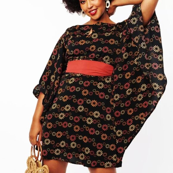 Smak Parlour Dress Black Retro Daisy Floral 70s Vibe Hippie Boho Kaftan Medium - Picture 1 of 7